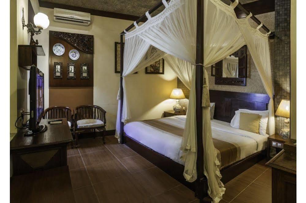 Dhanesvara Holistic Unique Homestay Wonotjolo Exterior foto